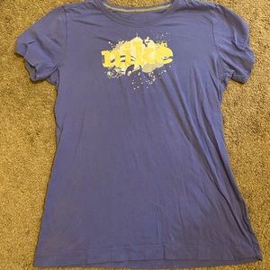 Nike T-shirt